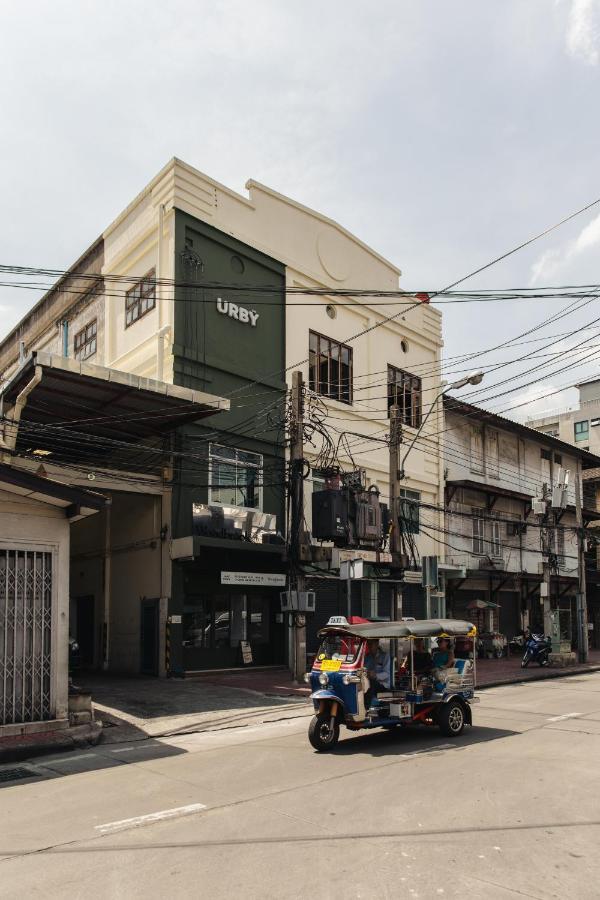 Hostel Urby Bangkok Exterior photo